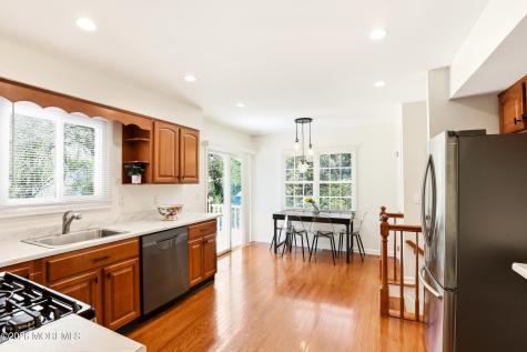 337 Hilltop Road Toms River NJ 08753