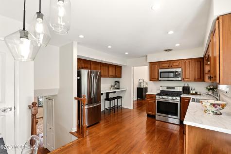 337 Hilltop Road Toms River NJ 08753