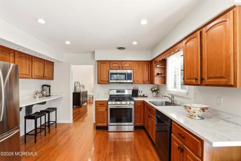 337 Hilltop Road Toms River NJ 08753