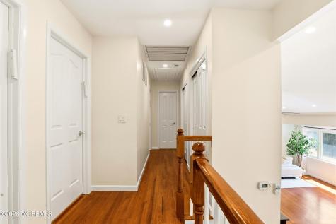 337 Hilltop Road Toms River NJ 08753