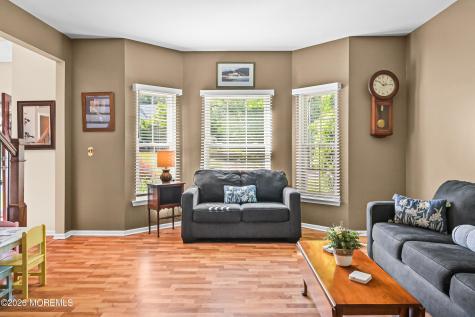10 Burke Drive Farmingdale NJ 07727