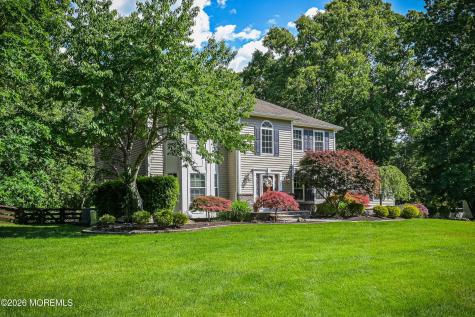 10 Burke Drive Farmingdale NJ 07727
