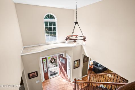 10 Burke Drive Farmingdale NJ 07727