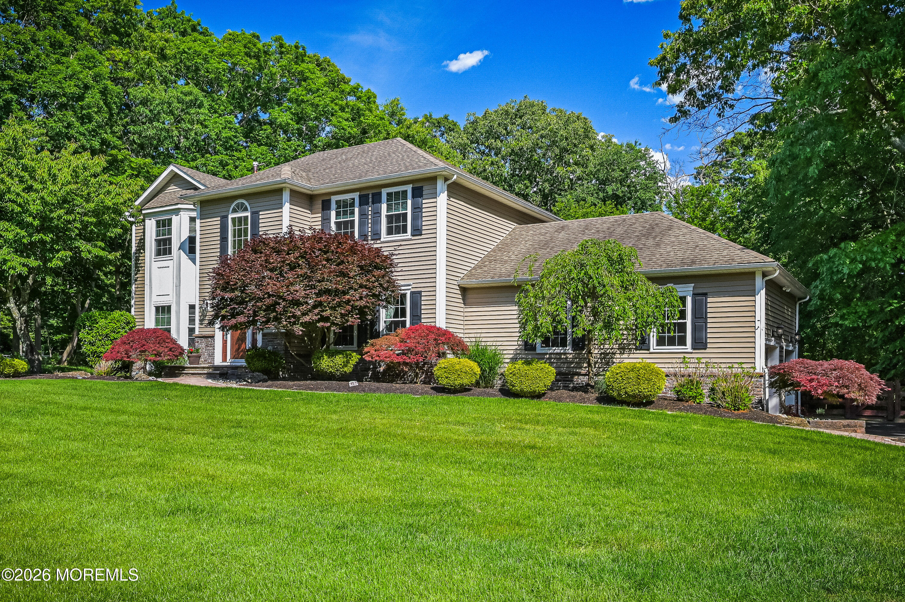10 Burke Drive Farmingdale NJ 07727