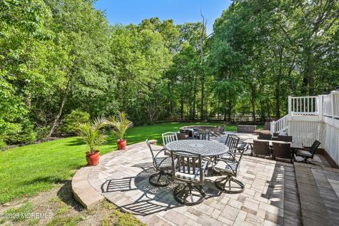 10 Burke Drive Farmingdale NJ 07727