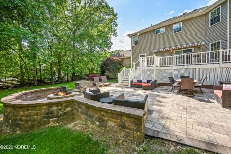 10 Burke Drive Farmingdale NJ 07727