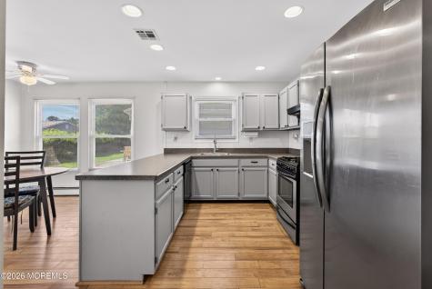 6 Olstins Court Toms River NJ 08757