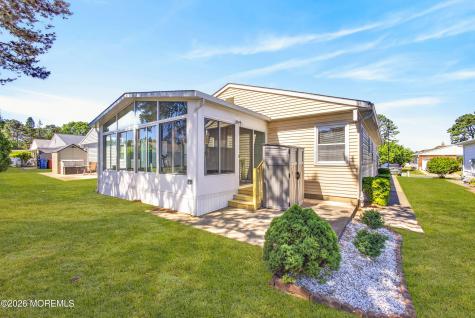 6 Olstins Court Toms River NJ 08757