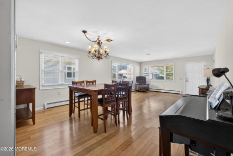 6 Olstins Court Toms River NJ 08757