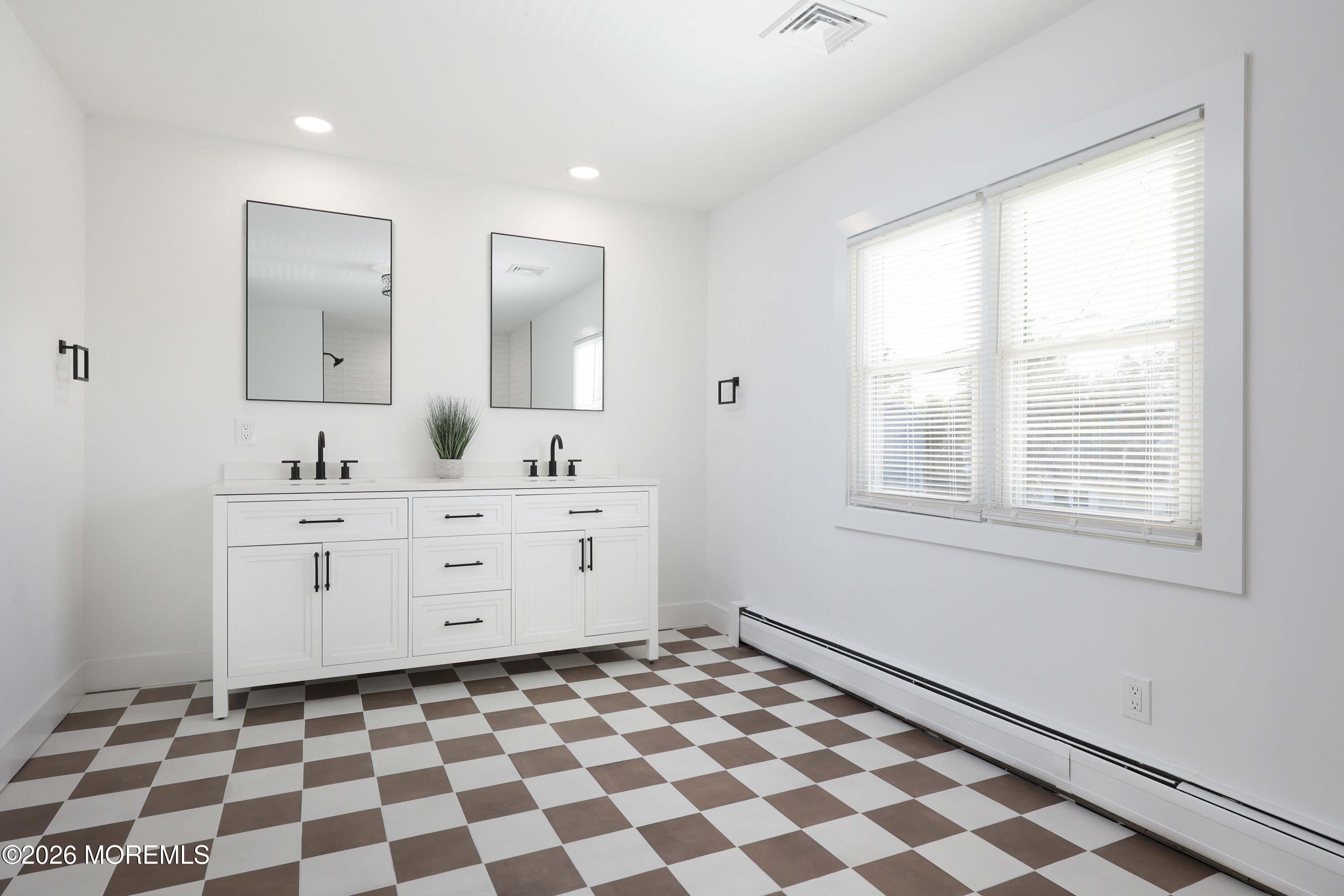 19 Acapulco Drive Brick NJ 08723