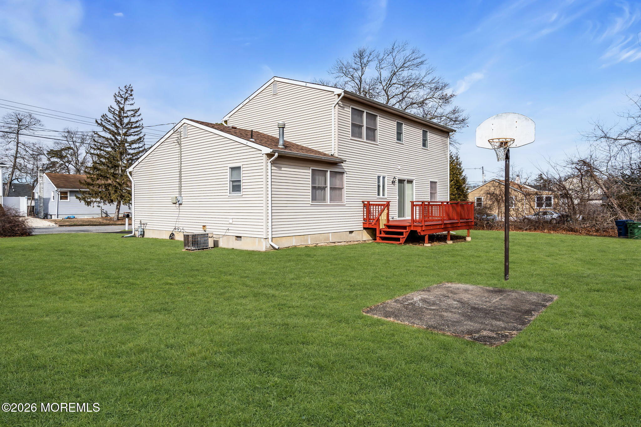 641 Ship Avenue Beachwood NJ 08722