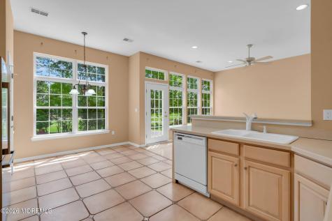 24 Greenways Lane Lakewood NJ 08701