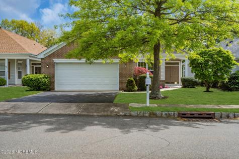 24 Greenways Lane Lakewood NJ 08701