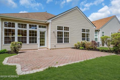 24 Greenways Lane Lakewood NJ 08701
