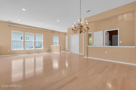 24 Greenways Lane Lakewood NJ 08701
