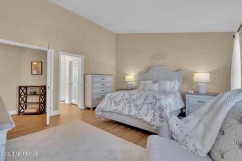 18 Gristmill Road Howell NJ 07731
