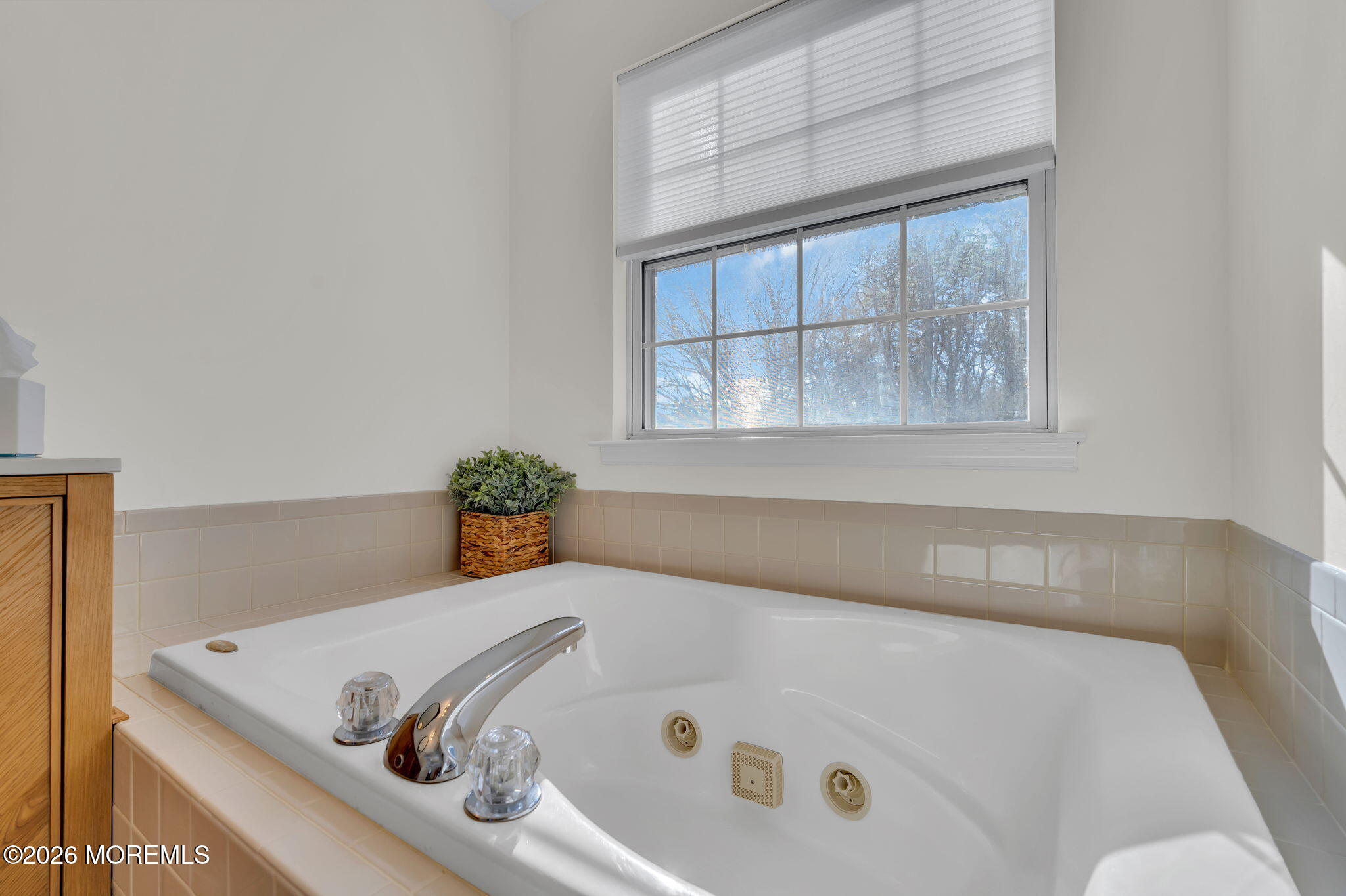 18 Gristmill Road Howell NJ 07731