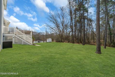 18 Gristmill Road Howell NJ 07731