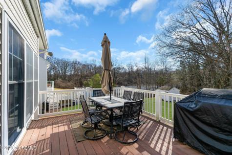 18 Gristmill Road Howell NJ 07731