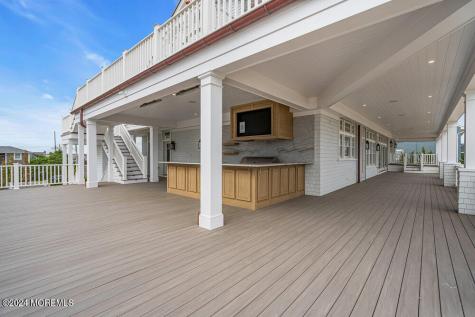 1581 Ocean Avenue Mantoloking NJ 08738