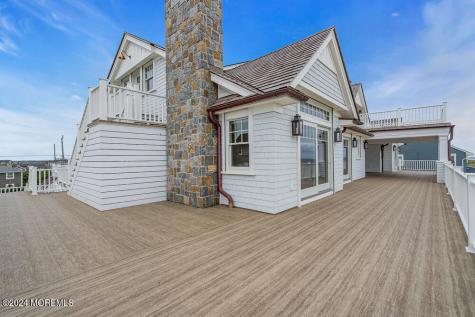 1581 Ocean Avenue Mantoloking NJ 08738