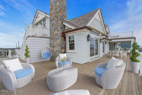 1581 Ocean Avenue Mantoloking NJ 08738