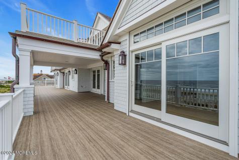 1581 Ocean Avenue Mantoloking NJ 08738