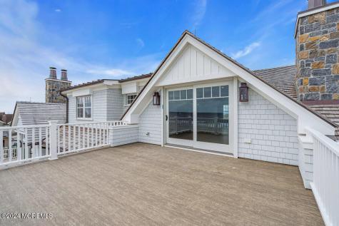 1581 Ocean Avenue Mantoloking NJ 08738
