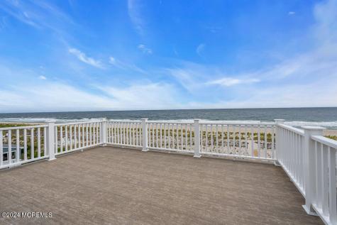 1581 Ocean Avenue Mantoloking NJ 08738