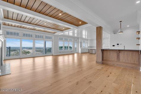 1581 Ocean Avenue Mantoloking NJ 08738