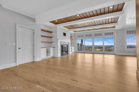 1581 Ocean Avenue Mantoloking NJ 08738