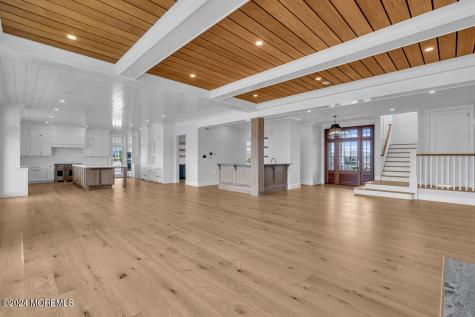 1581 Ocean Avenue Mantoloking NJ 08738