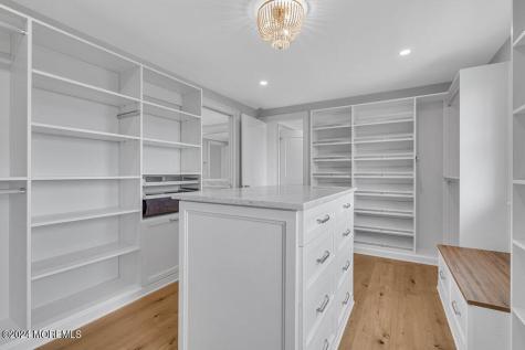 1581 Ocean Avenue Mantoloking NJ 08738