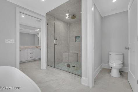 1581 Ocean Avenue Mantoloking NJ 08738