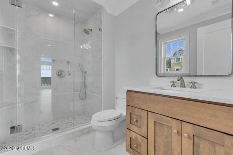 1581 Ocean Avenue Mantoloking NJ 08738