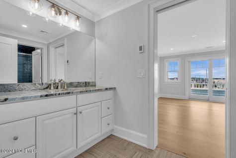 1581 Ocean Avenue Mantoloking NJ 08738