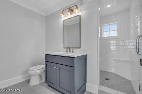1581 Ocean Avenue Mantoloking NJ 08738