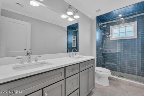1581 Ocean Avenue Mantoloking NJ 08738