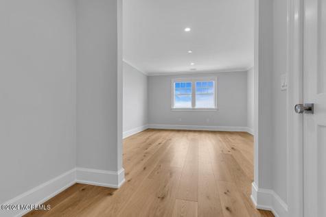 1581 Ocean Avenue Mantoloking NJ 08738