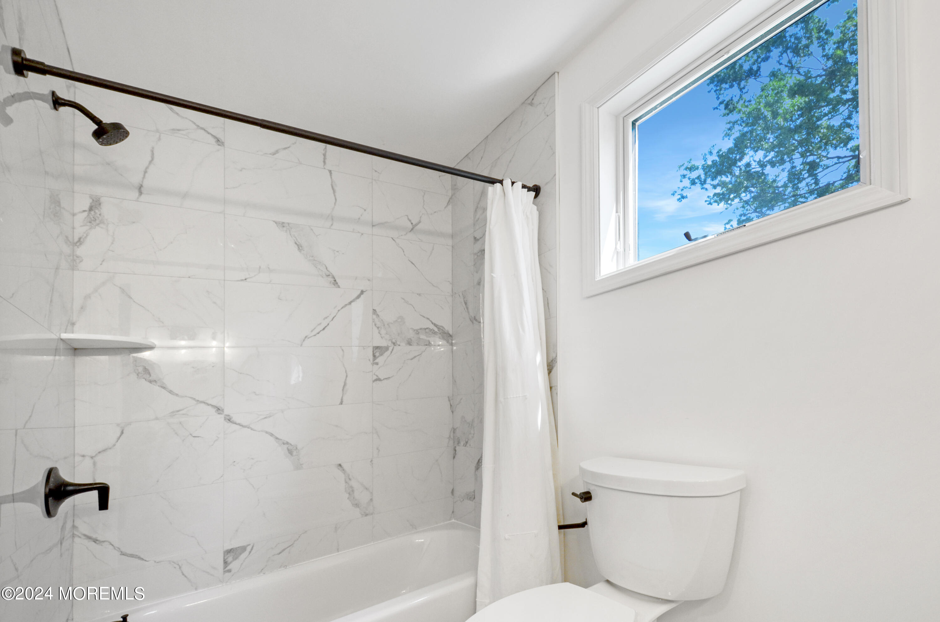 345 Meinzer Street Aberdeen NJ 07721