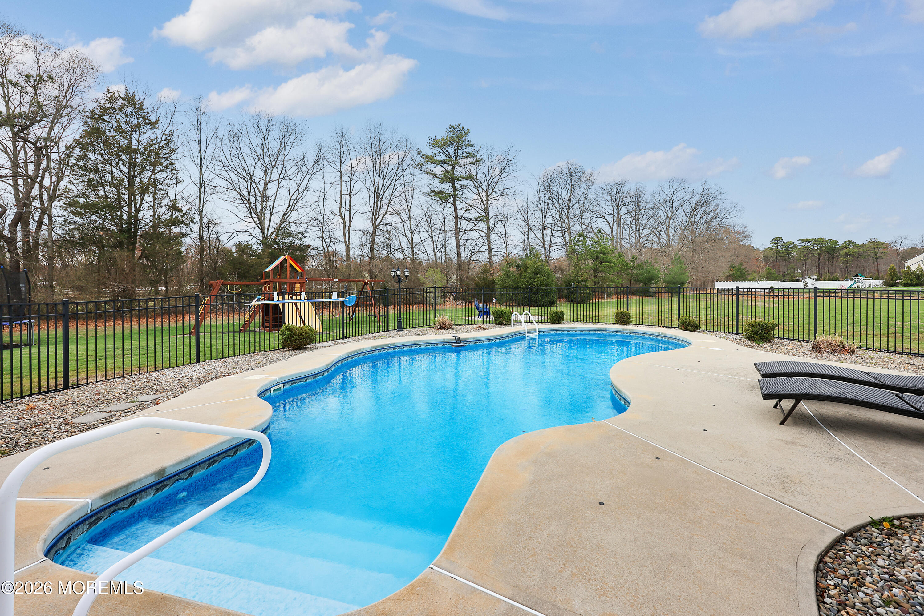 10 Colliers Court Jackson NJ 08527