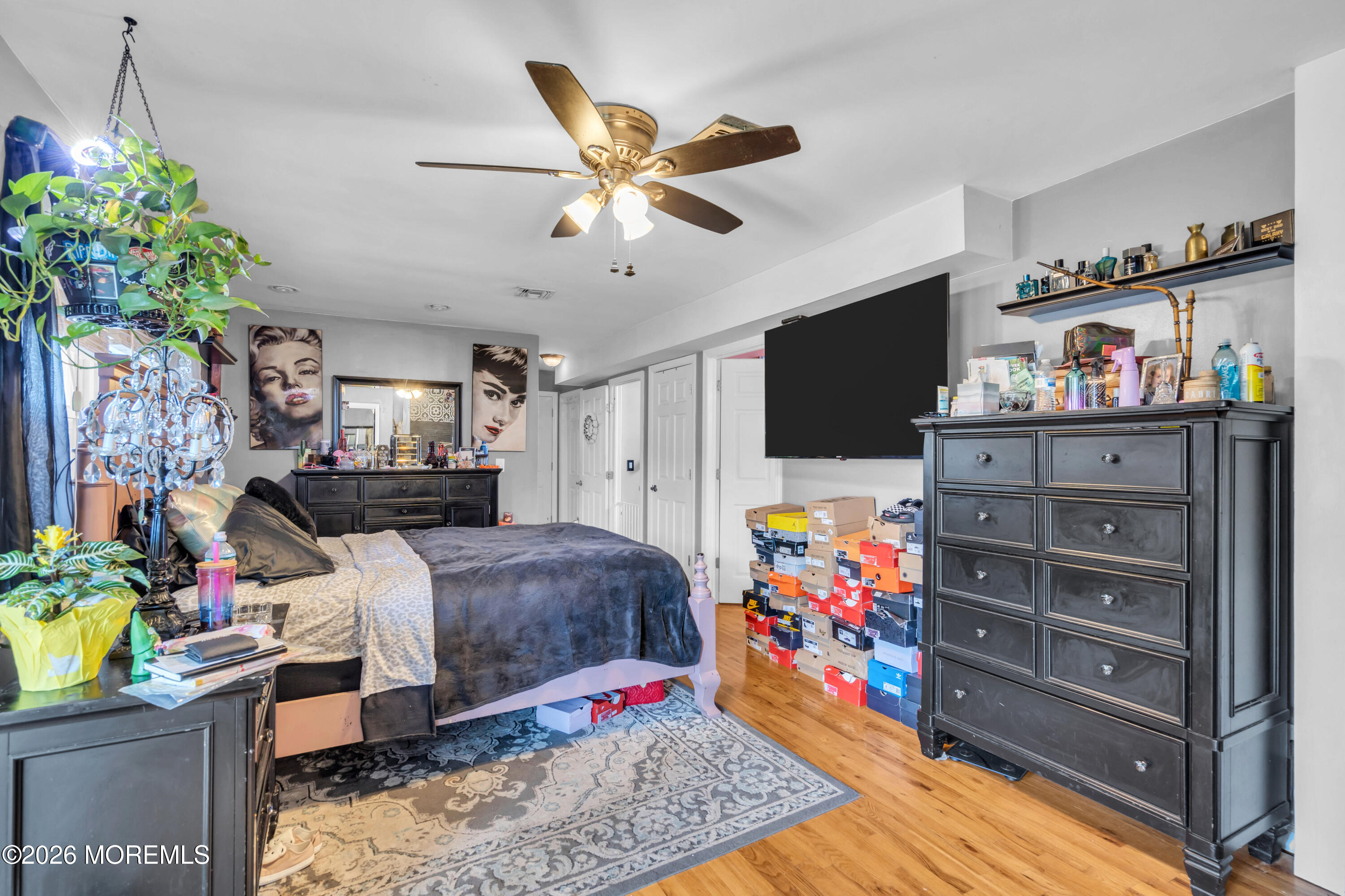 853 Spray Avenue Beachwood NJ 08722