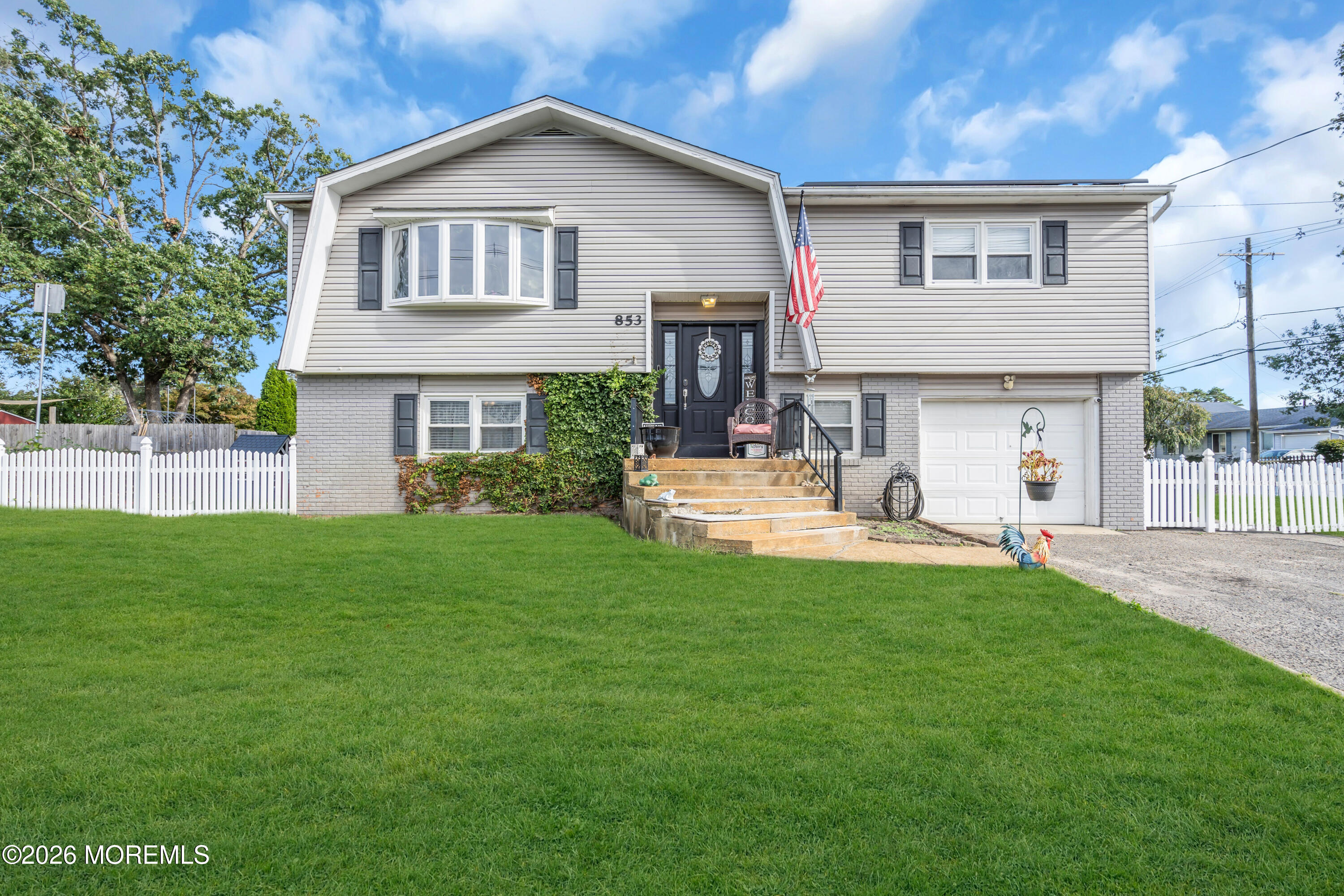 853 Spray Avenue Beachwood NJ 08722