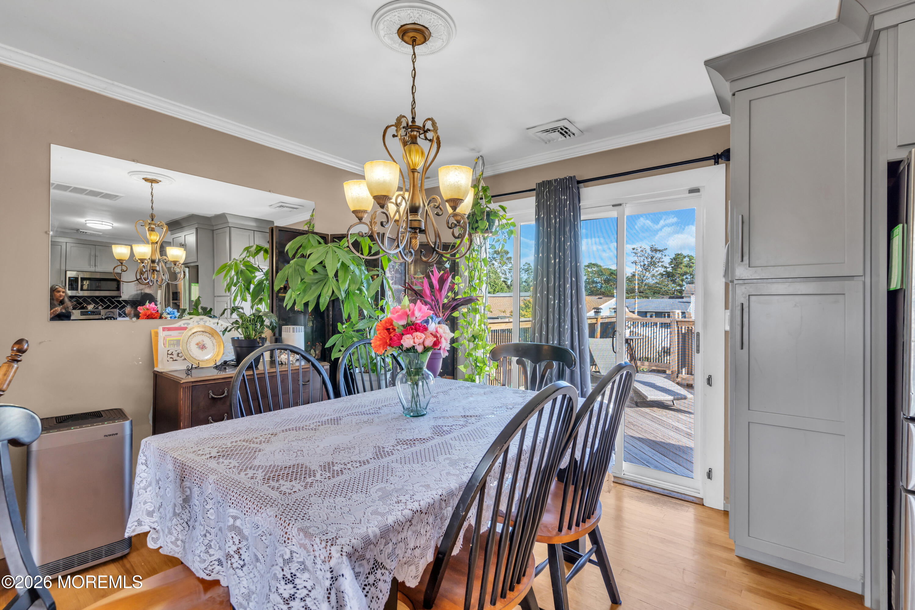 853 Spray Avenue Beachwood NJ 08722
