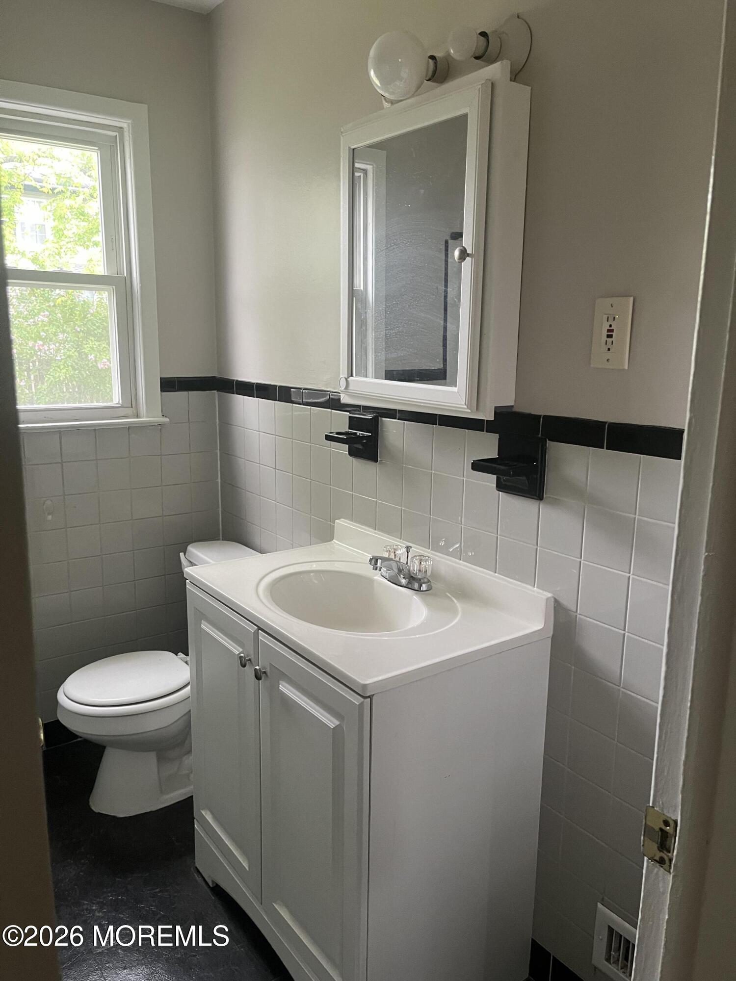 706 E Lawn Drive Neptune Township NJ 07753