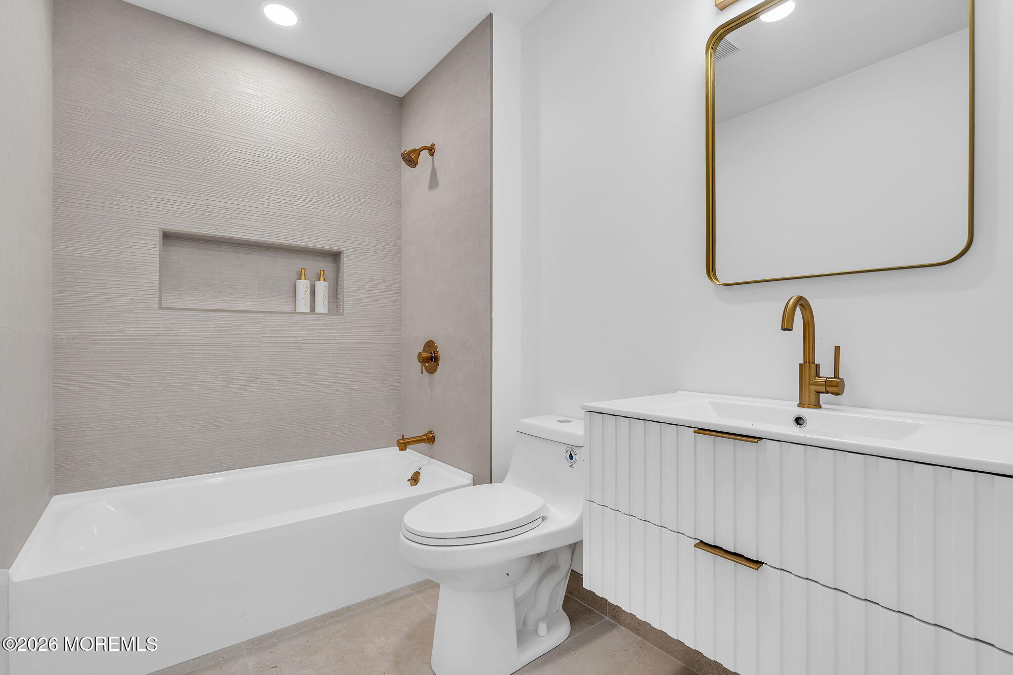 4 Oakmont Road Lakewood NJ 08701