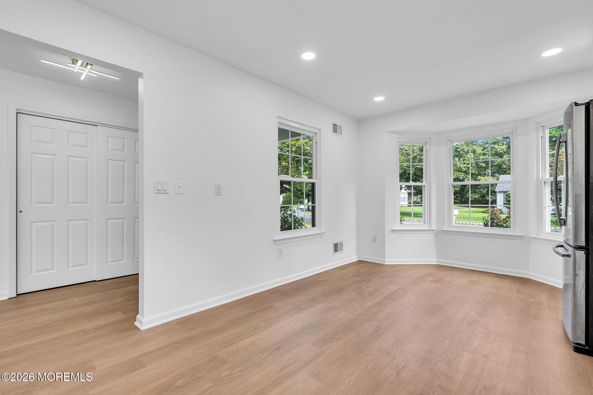 4 Oakmont Road Lakewood NJ 08701