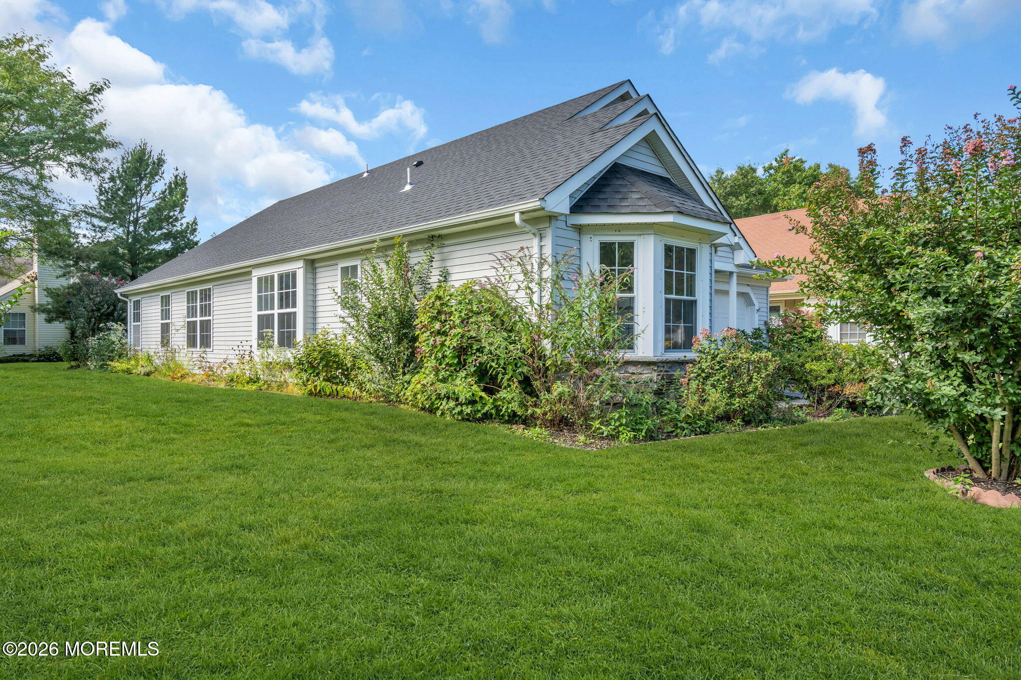4 Oakmont Road Lakewood NJ 08701