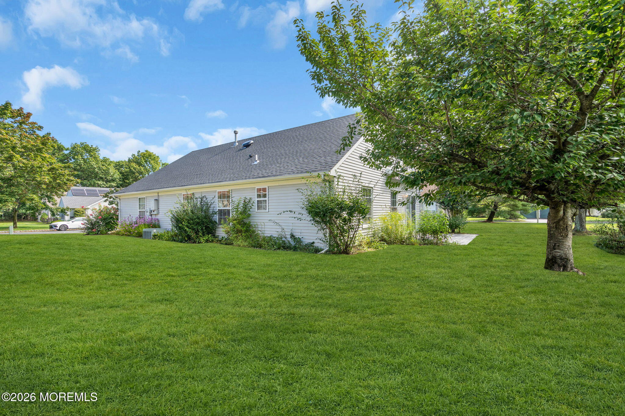 4 Oakmont Road Lakewood NJ 08701