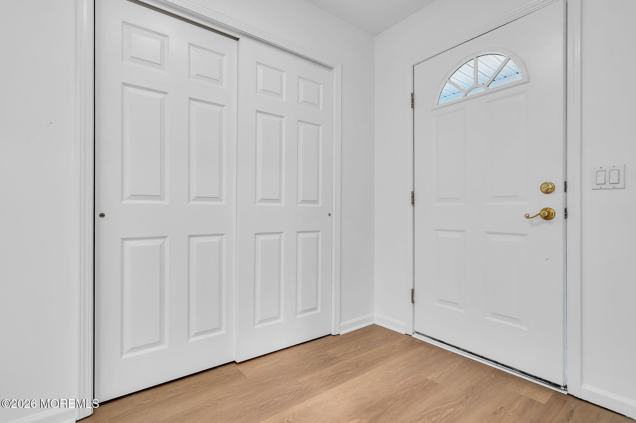 4 Oakmont Road Lakewood NJ 08701